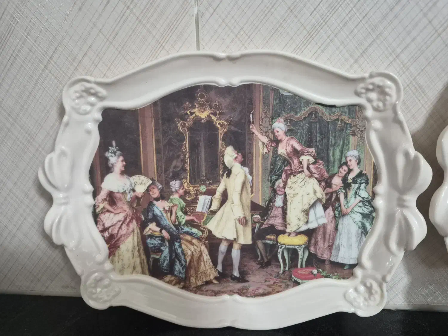 سینی|ظروف سرو و پذیرایی|قم, باجک دو|دیوار