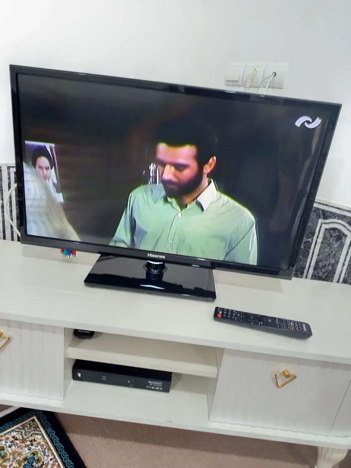 تلویزیون|تلویزیون و پروژکتور|نالوس, |دیوار