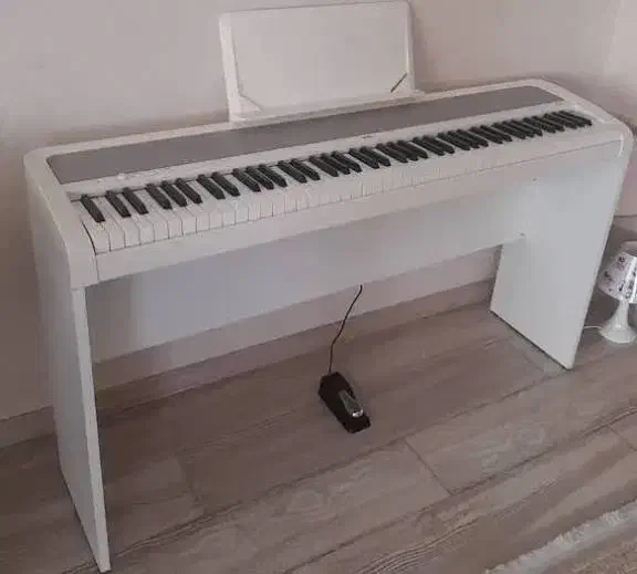 پیانو korg b1|پیانو، کیبورد، آکاردئون|خرم‌آباد, |دیوار