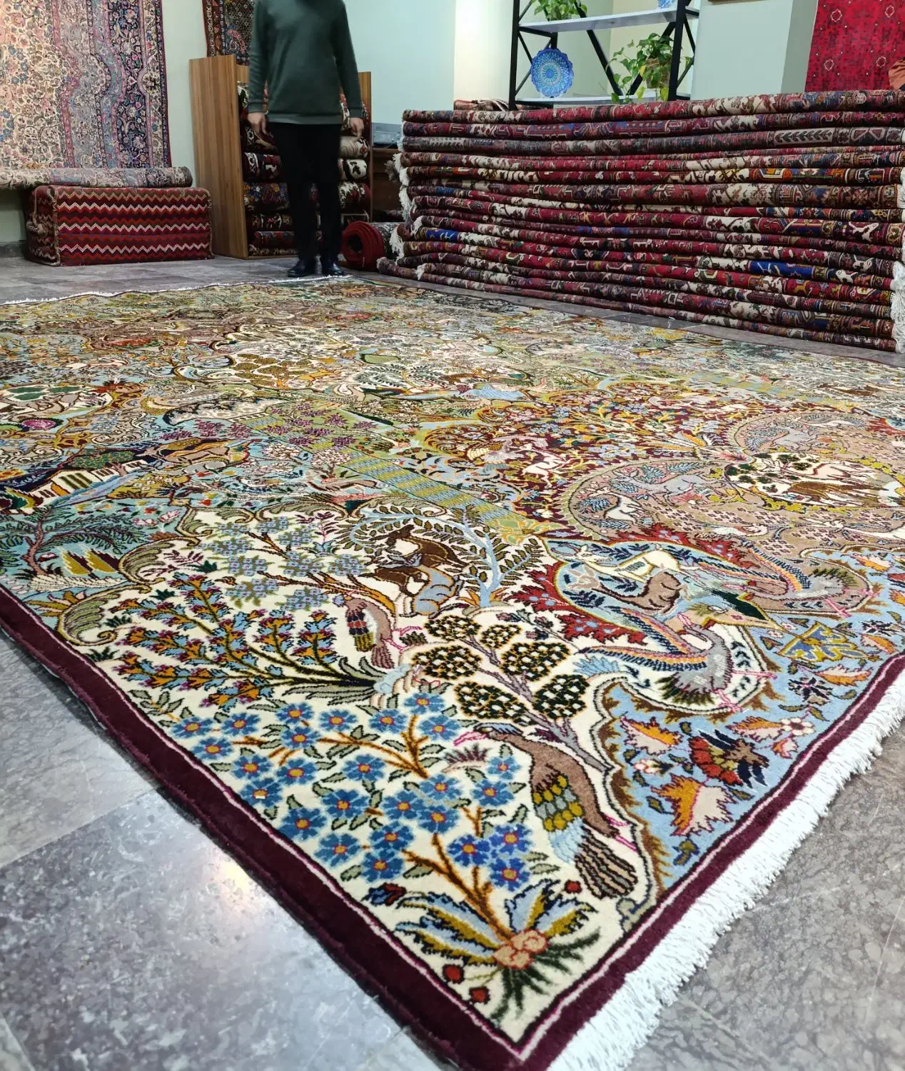 فرش دستبافت کاشمر|فرش|اصفهان, نقش جهان|دیوار