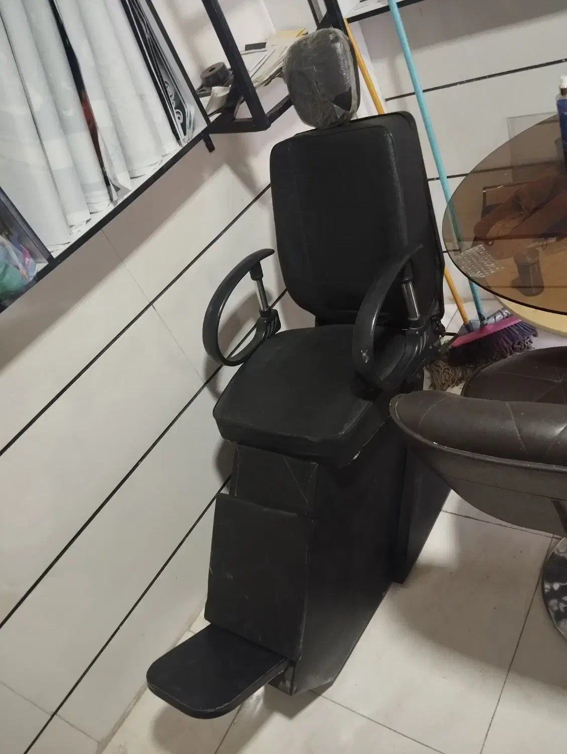 صندلی آرایشگری و تاتو|آرایشگاه و سالن‌های زیبایی|محمدیه-قزوین, |دیوار