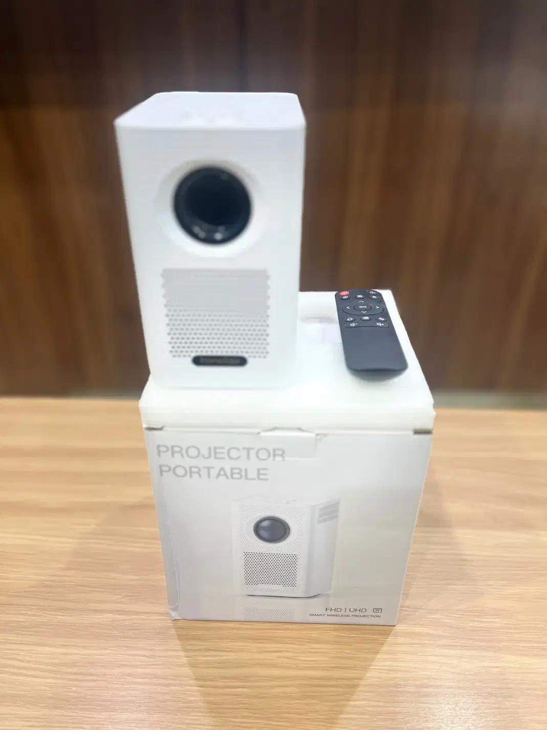 ویدیو پرژکتور پرتابل بدون نیاز به پرده v|تلویزیون و پروژکتور|تهران, فلسطین (میدان انقلاب)|دیوار