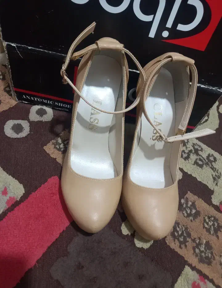 کفش سایز ۳۷/۳۸|کیف، کفش، کمربند|خرم‌آباد, |دیوار