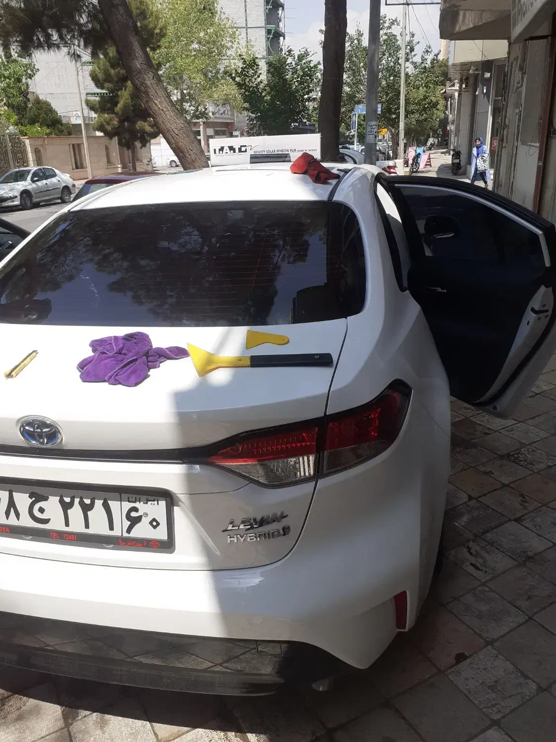 شیشه دودی ضدخش با آنتی یو وی بالا|خدمات موتور و ماشین|کاشان, دشت چال|دیوار