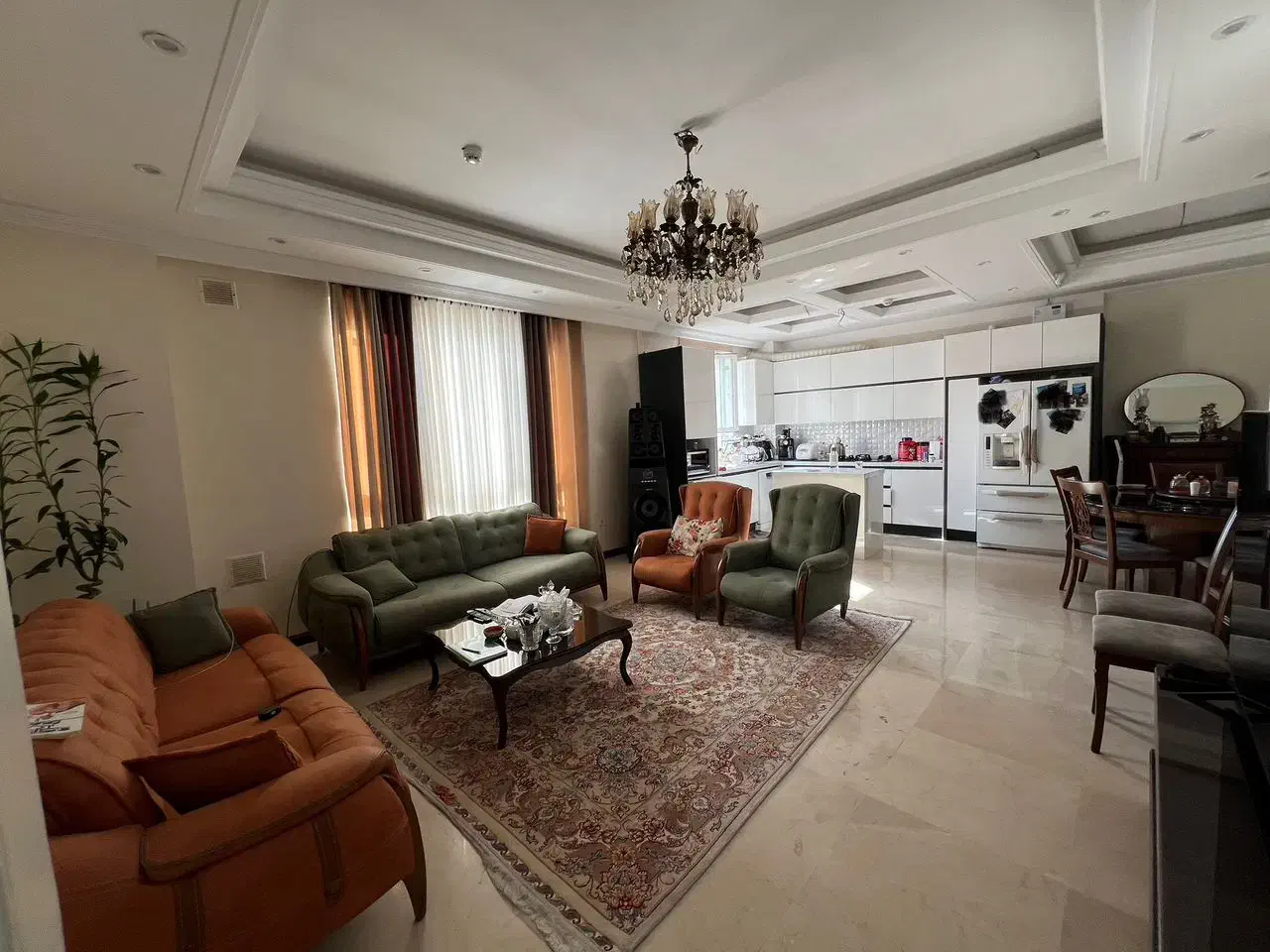 ۹۱ متر آپارتمان نوساز تهران ویلا