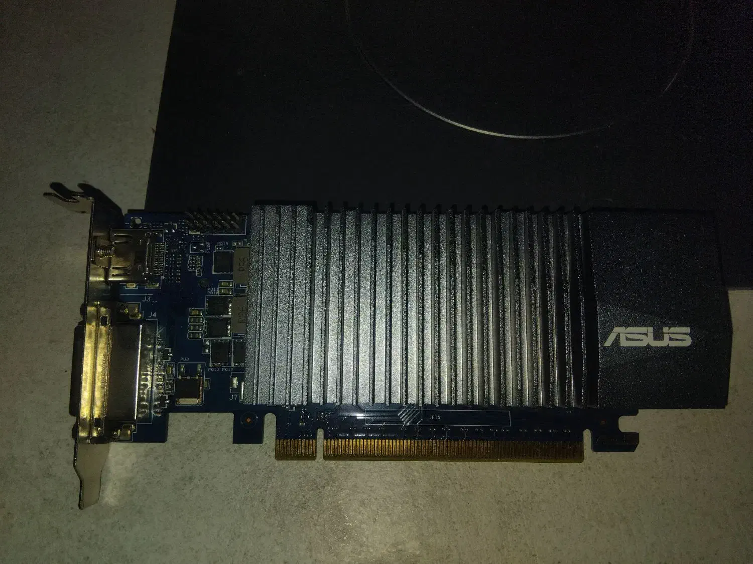 گرافیک ۲گیگ ASUS 710G GDDR5|قطعات و لوازم جانبی رایانه|خرمآباد, |دیوار