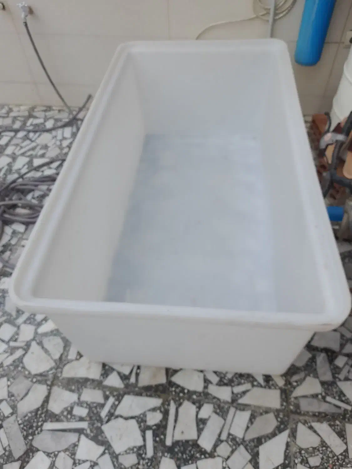 وان نو استفاده نشده|ظروف نگهدارنده، پلاستیکی، یک‌بارمصرف|گنبد کاووس, |دیوار