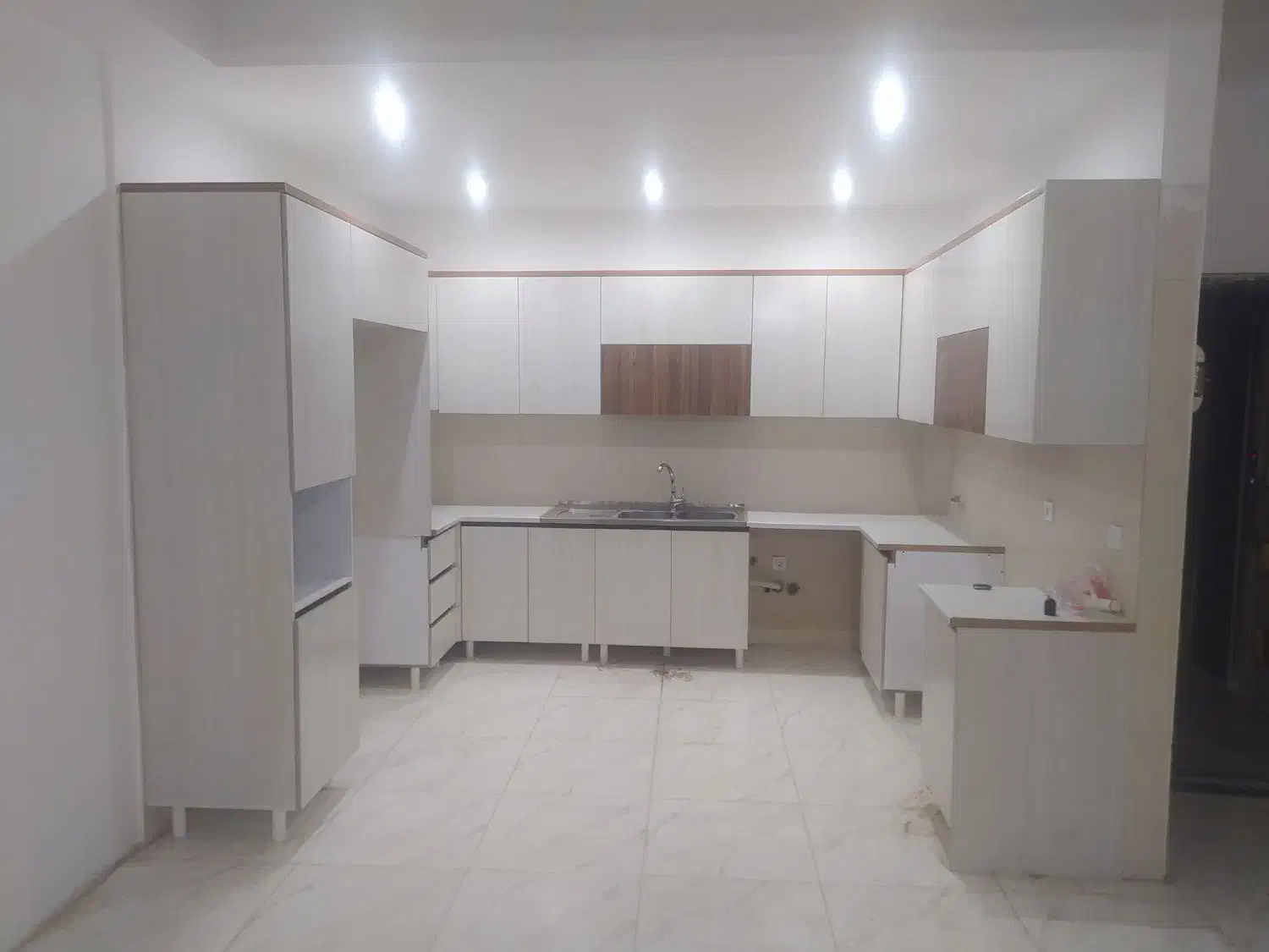 آپارتمان ۱۱۲ متری شریف آباد/نوساز|فروش آپارتمان|شریفآباد, |دیوار