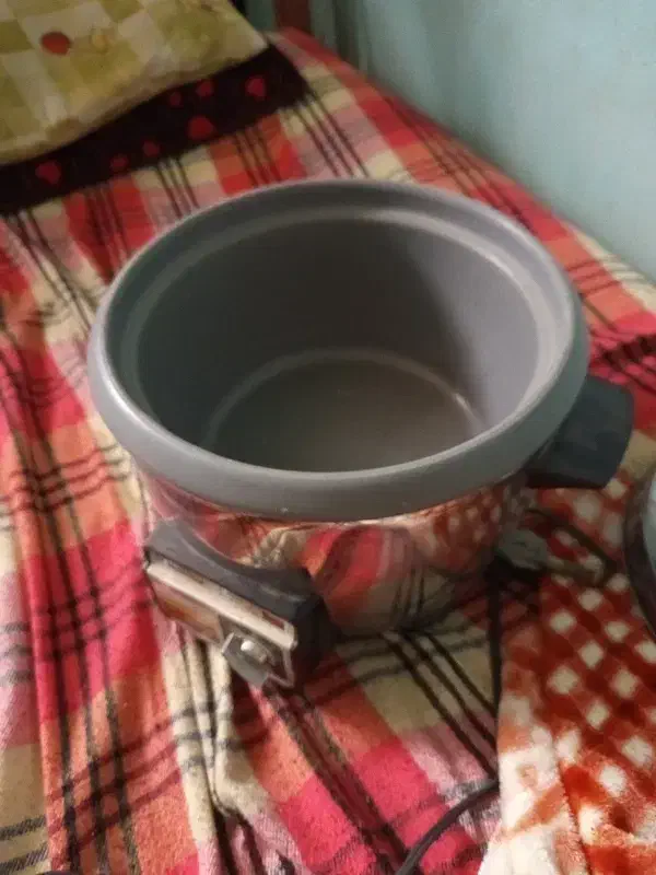 زود پز قدیمی|اجاق گاز و لوازم برقی پخت‌وپز|شاهین‌شهر, چمران|دیوار