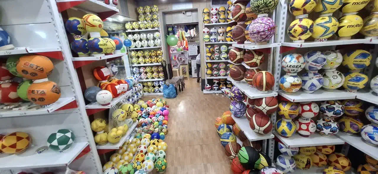 توپ فوتبال فوتسال سالنی والیبال هندبال بسکتبال|ورزشهای توپی|بیرجند, |دیوار