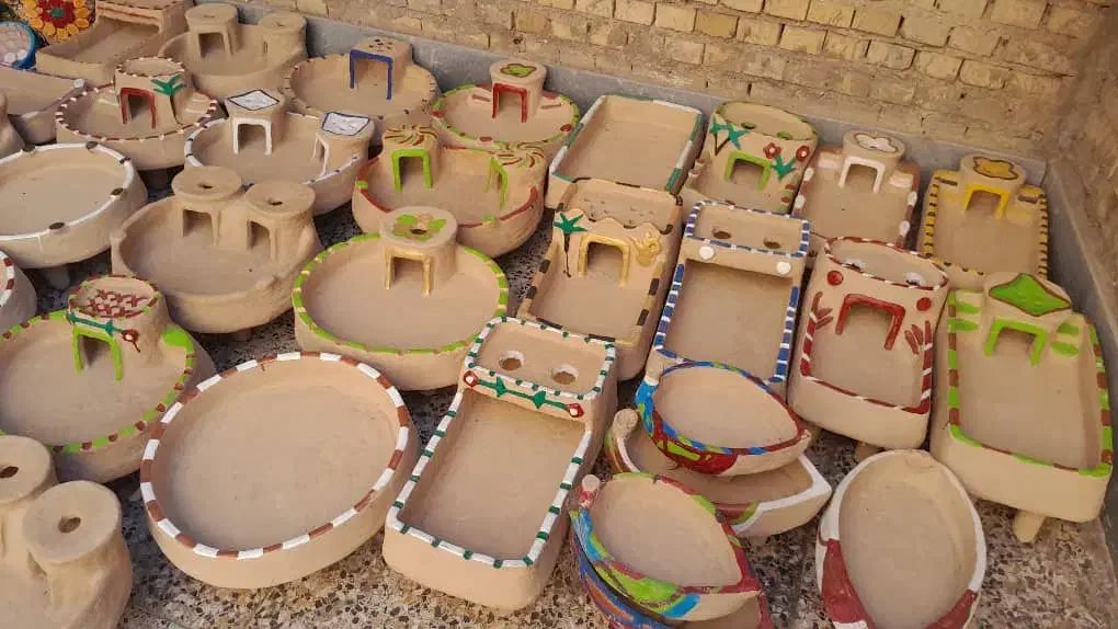 منقل گلی خوش طرح و رنگ|صنایع دستی و سایر لوازم تزئینی|بندر ماهشهر, |دیوار