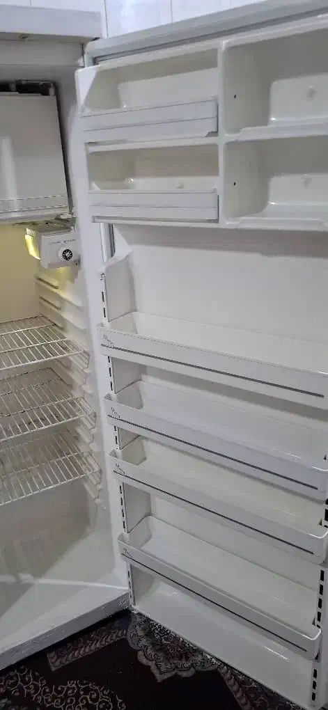 یخچال قدیمی با اصالت تمیز|یخچال و فریزر|خرمشهر, |دیوار