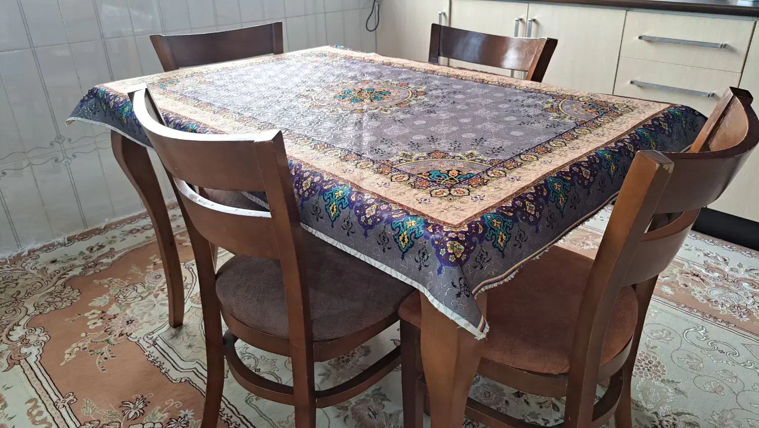 میز ناهارخوری۴نفره|میز و صندلی غذاخوری|علی‌آباد کتول, |دیوار