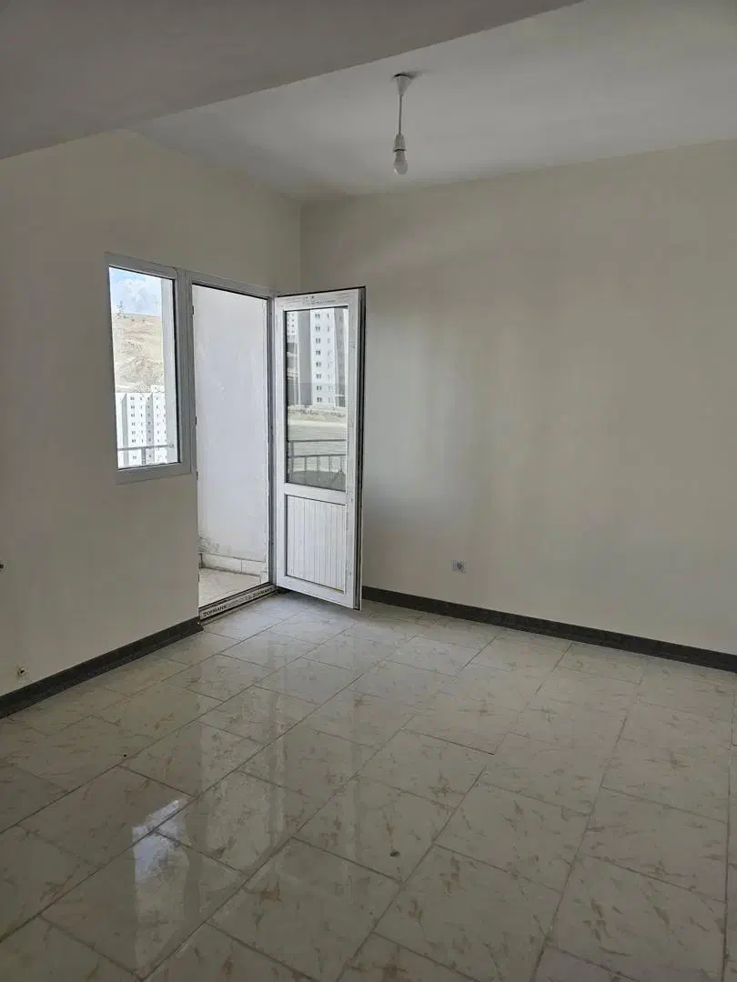 آپارتمان طبقه۱۳ جنوب غربی زون۳ تهران پردیس فاز۱۱|فروش آپارتمان|پردیس, فاز ۱۱|دیوار