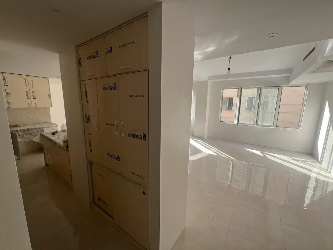 ۱۲۰ متر دو خواب سالن پرده خور ۲ بالکن