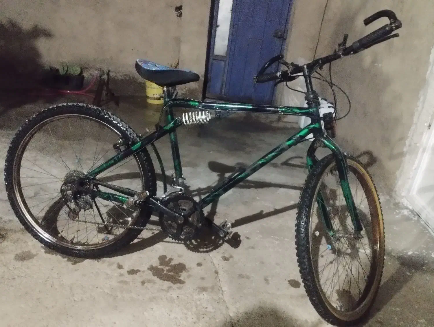 دوچرخه 26|دوچرخه، اسکیت، اسکوتر|شال, |دیوار