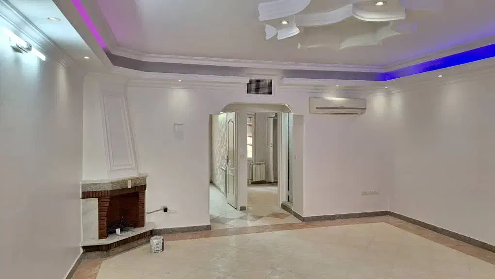 ۸۰متر/طبقه دوم/انباری/پارک موتور /قابل تبدیل