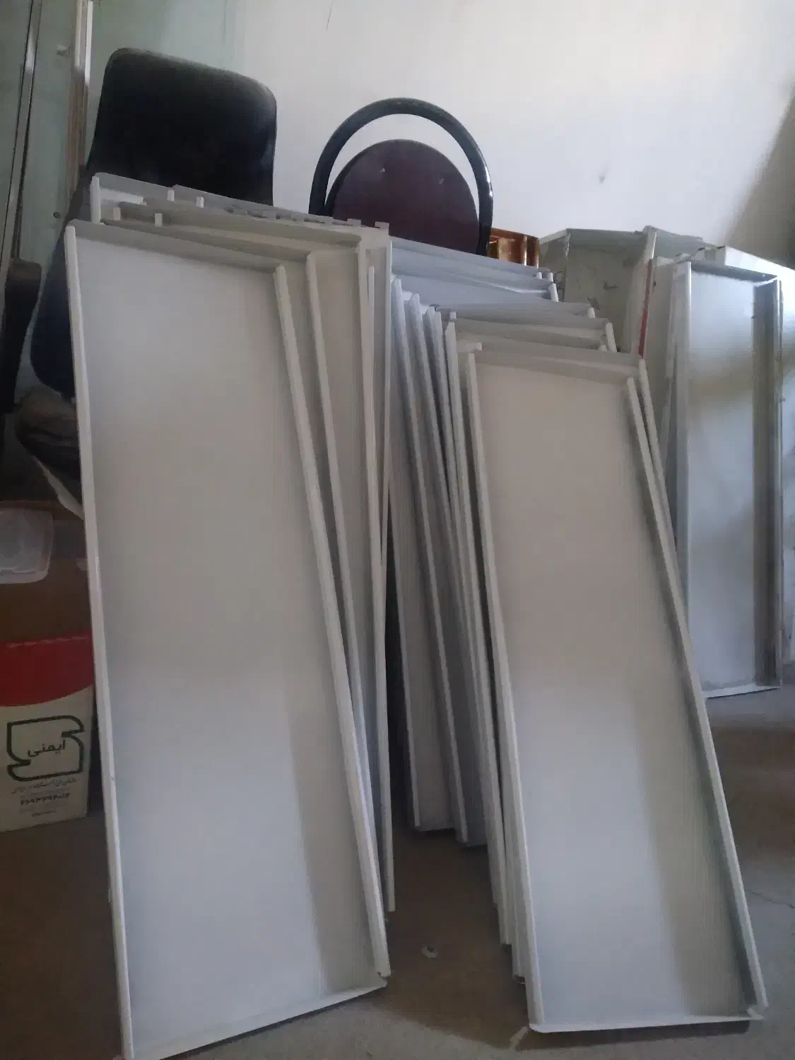 قفسه و ویترین نوو|فروشگاه و مغازه|پرند, فاز ۵|دیوار