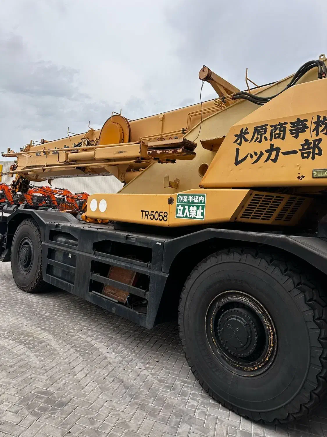 جرثقیل ۵۰ تن تادانو کارگاهی وارداتی در حد نو|خودرو سنگین|اسلامشهر, ملکآباد|دیوار