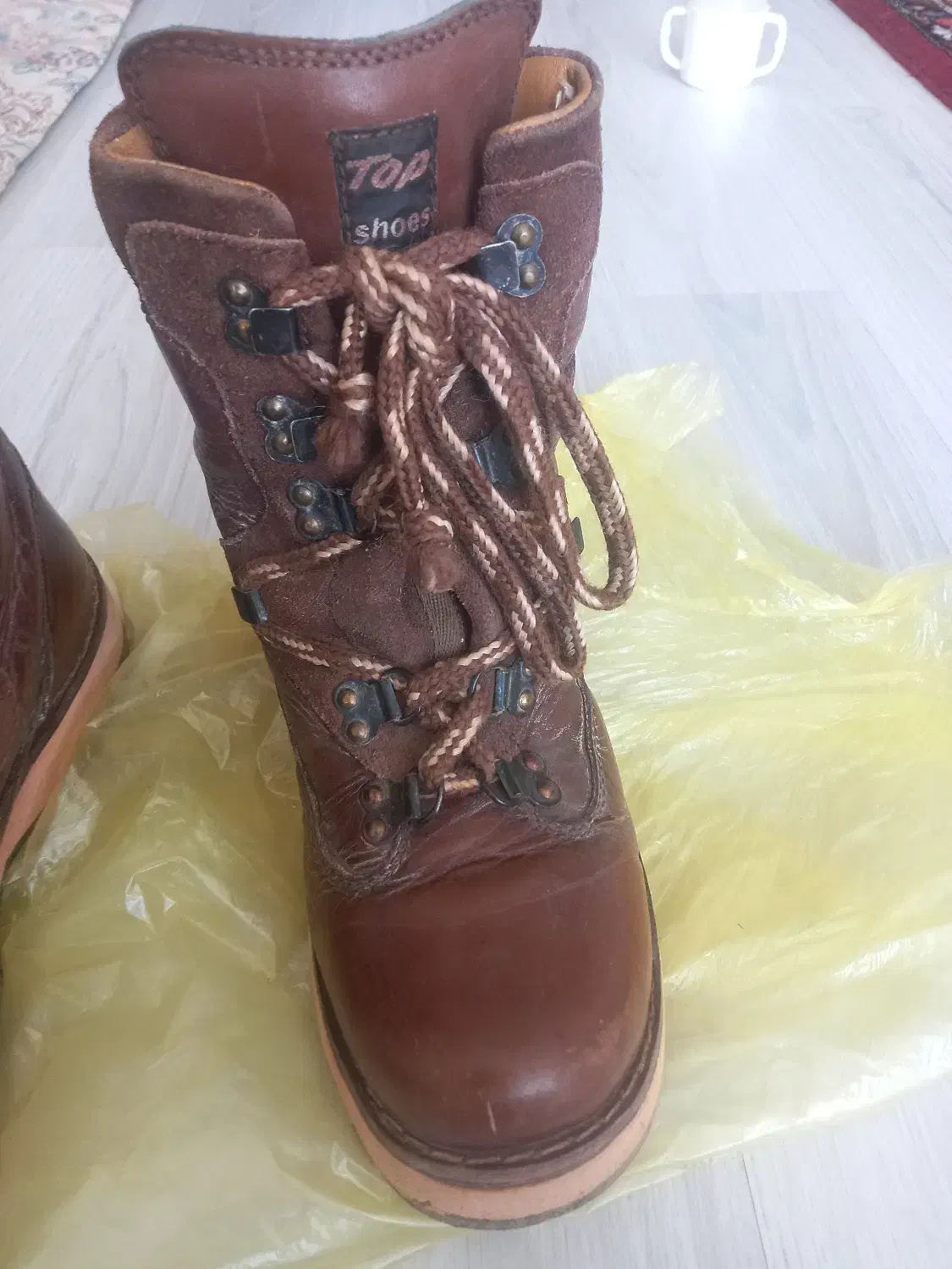 کفش بوت تمام چرم کوهنوردی|کیف، کفش، کمربند|اصفهان, فیض|دیوار