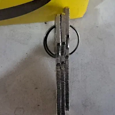 دست کلید گم شده|اشیا|ساوه, |دیوار