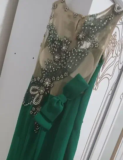 لباس مجلسی ۳ عدد|لباس|خوی, |دیوار