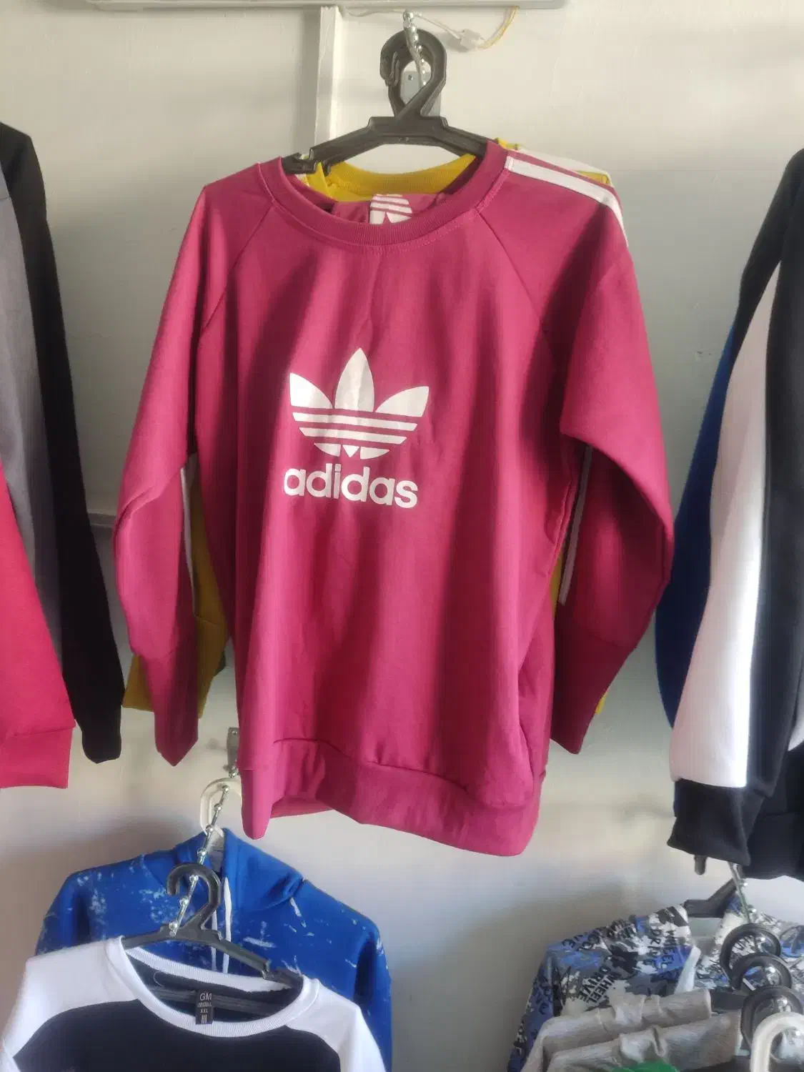 لباس|لباس|بیرجند, |دیوار