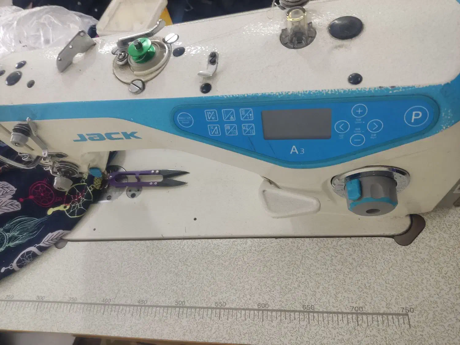 چرخکار خیاط راسته دوز|استخدام صنعتی، فنی، مهندسی|پرند, فاز ۶|دیوار