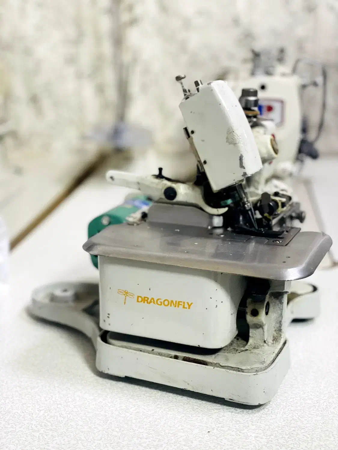 سردوز ۳نخ|چرخ خیاطی و ریسندگی|جوانرود, |دیوار