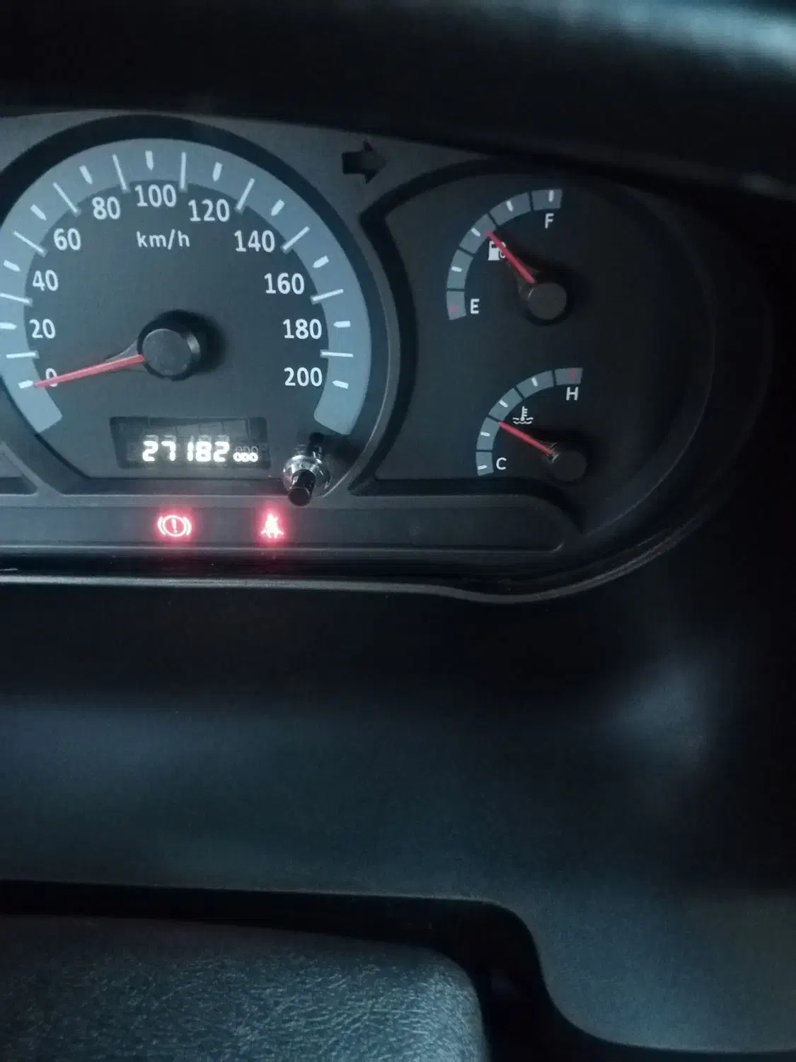 کوییک R سفید مشکی|خودرو سواری و وانت|سبزوار, قصبه شرقی|دیوار