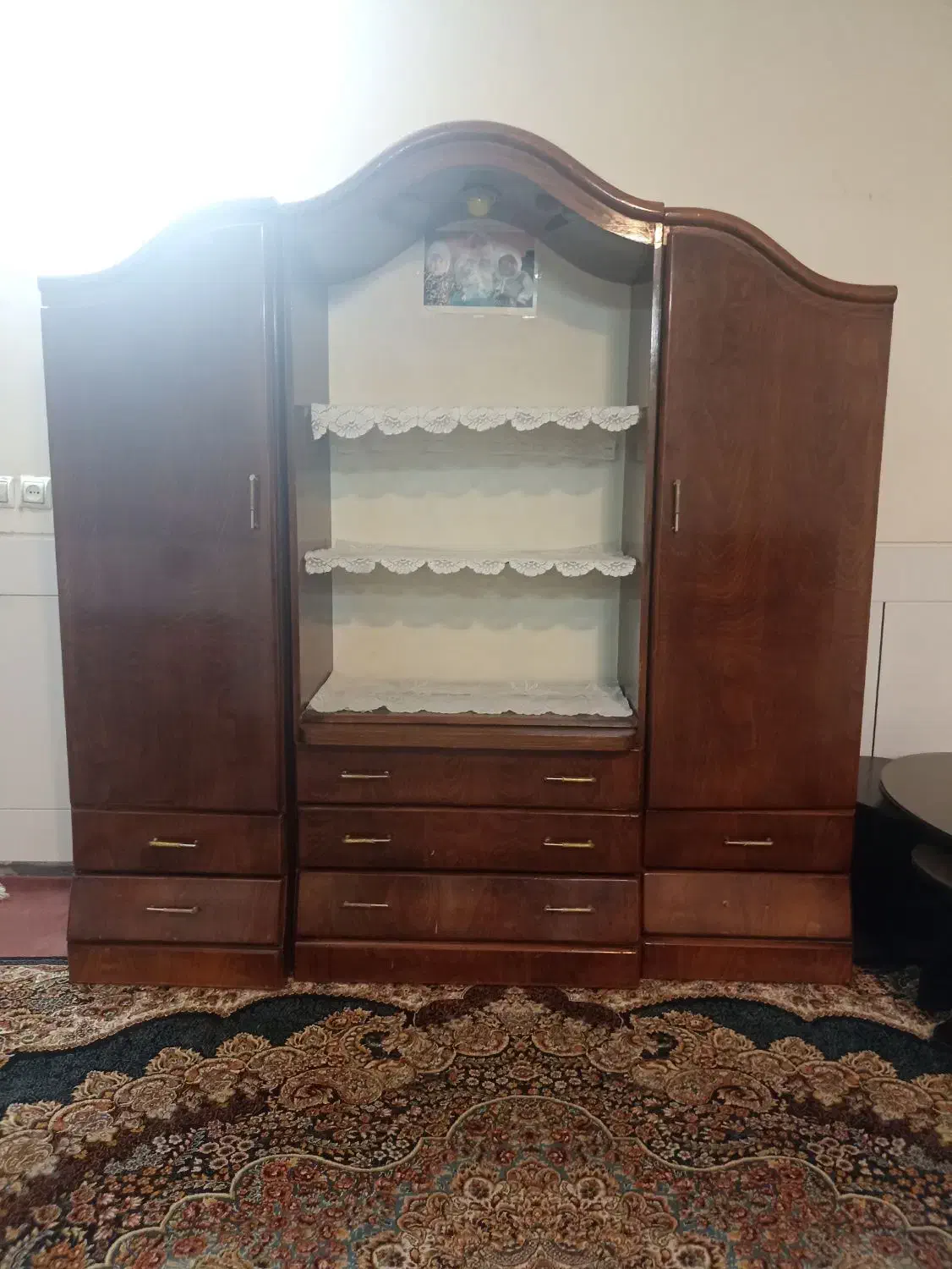 کمد|جاکفشی، کمد، دراور|اصفهان, باتون|دیوار