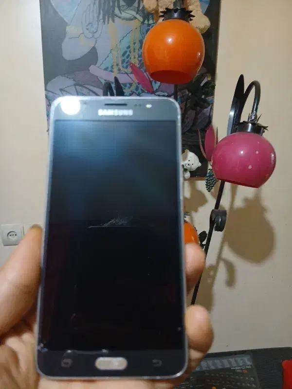 ال سی دی جی ۷ سامسونگ|لوازم جانبی موبایل و تبلت|وحیدیه, |دیوار