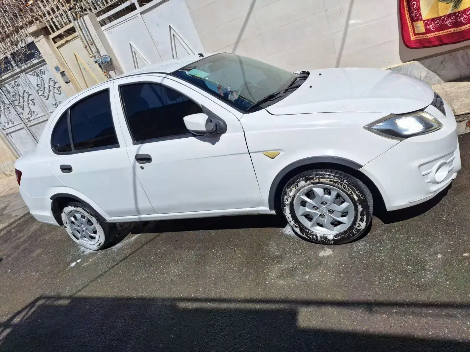 ساینا مدل ۹۸|خودرو سواری و وانت|نسیم‌شهر, |دیوار