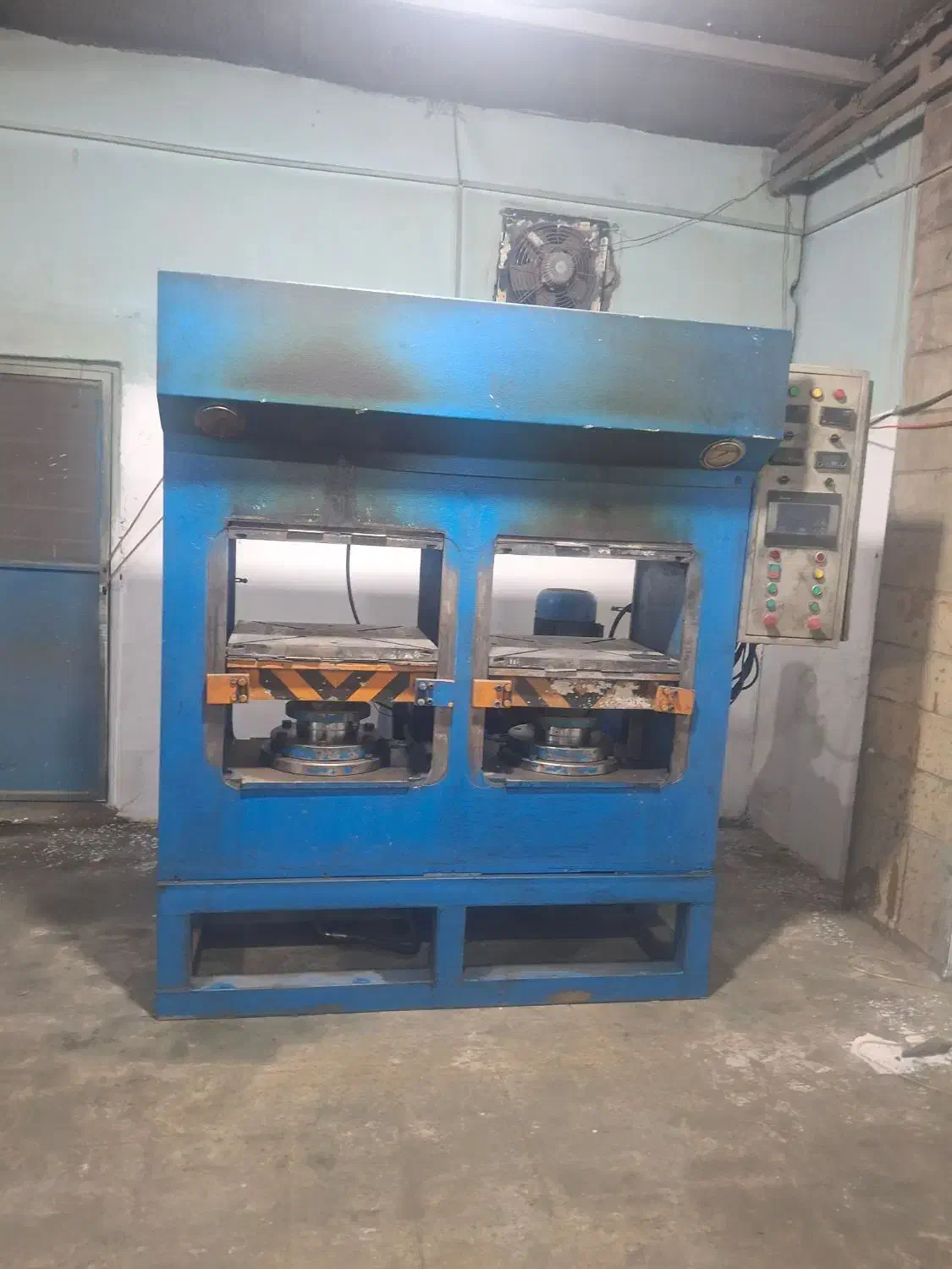 پرس هیدرولیک لاستیک|ماشین‌آلات صنعتی|رباط‌کریم, شهرک صنعتی نصیرآباد|دیوار