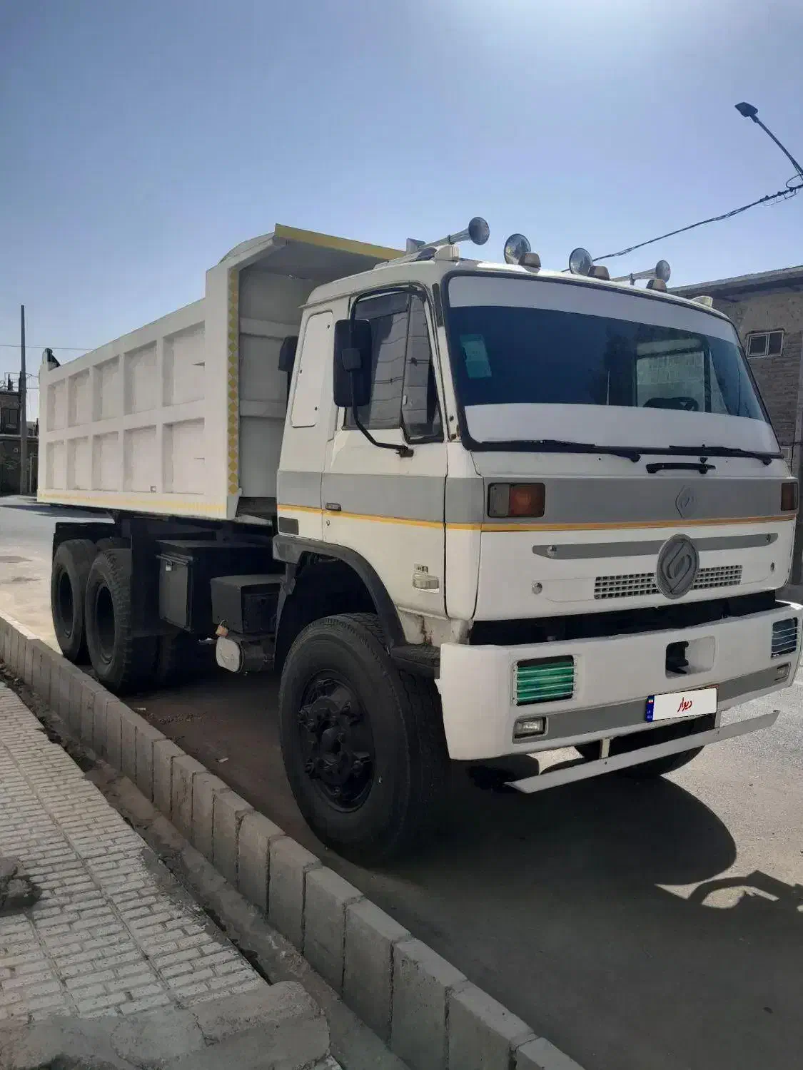 کامیون کمپرسی ده چرخ تی ۳۰۰|خودرو سنگین|تربت‌حیدریه, کاشانی|دیوار