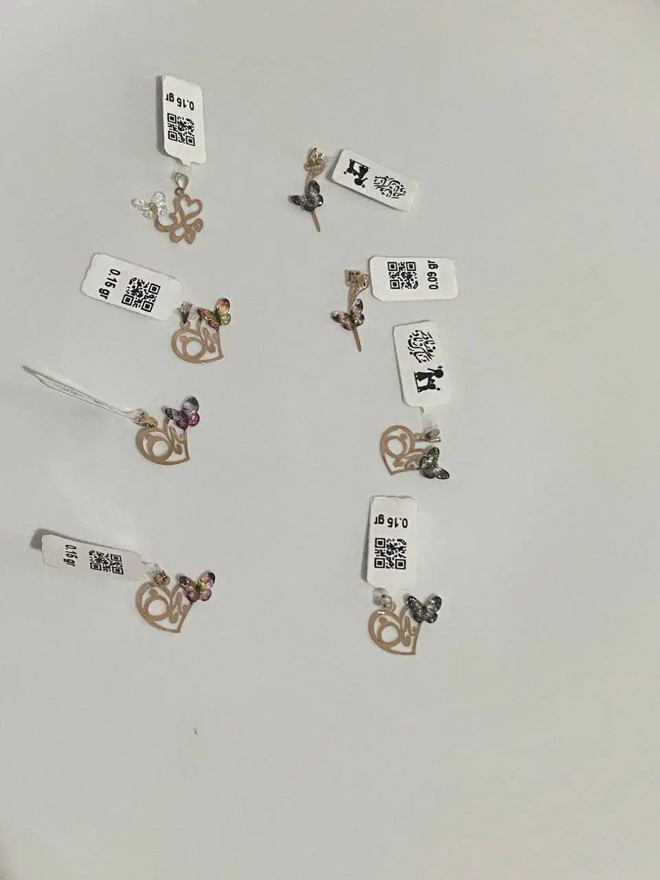 تنوع پلاکهای سوارسکی از ۱/۶۰۰/۰۰۰ تا۲/۰۰۰/۰۰۰ تومن|جواهرات|کرمانشاه, |دیوار