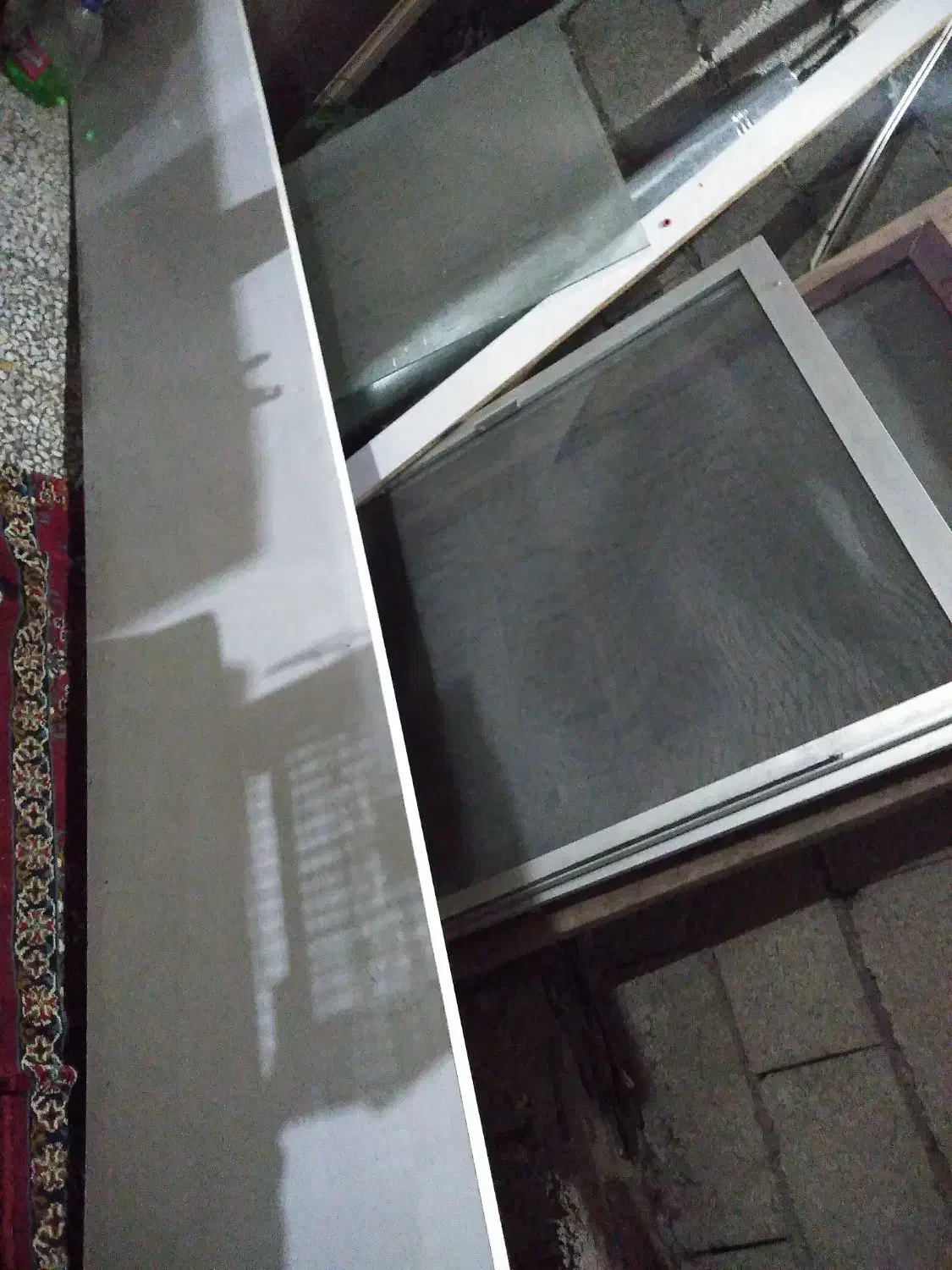 طبقه کتابخانه ودکوری رایگان|کتابخانه، شلف، قفسههای دیواری|رشت, پسیخان|دیوار