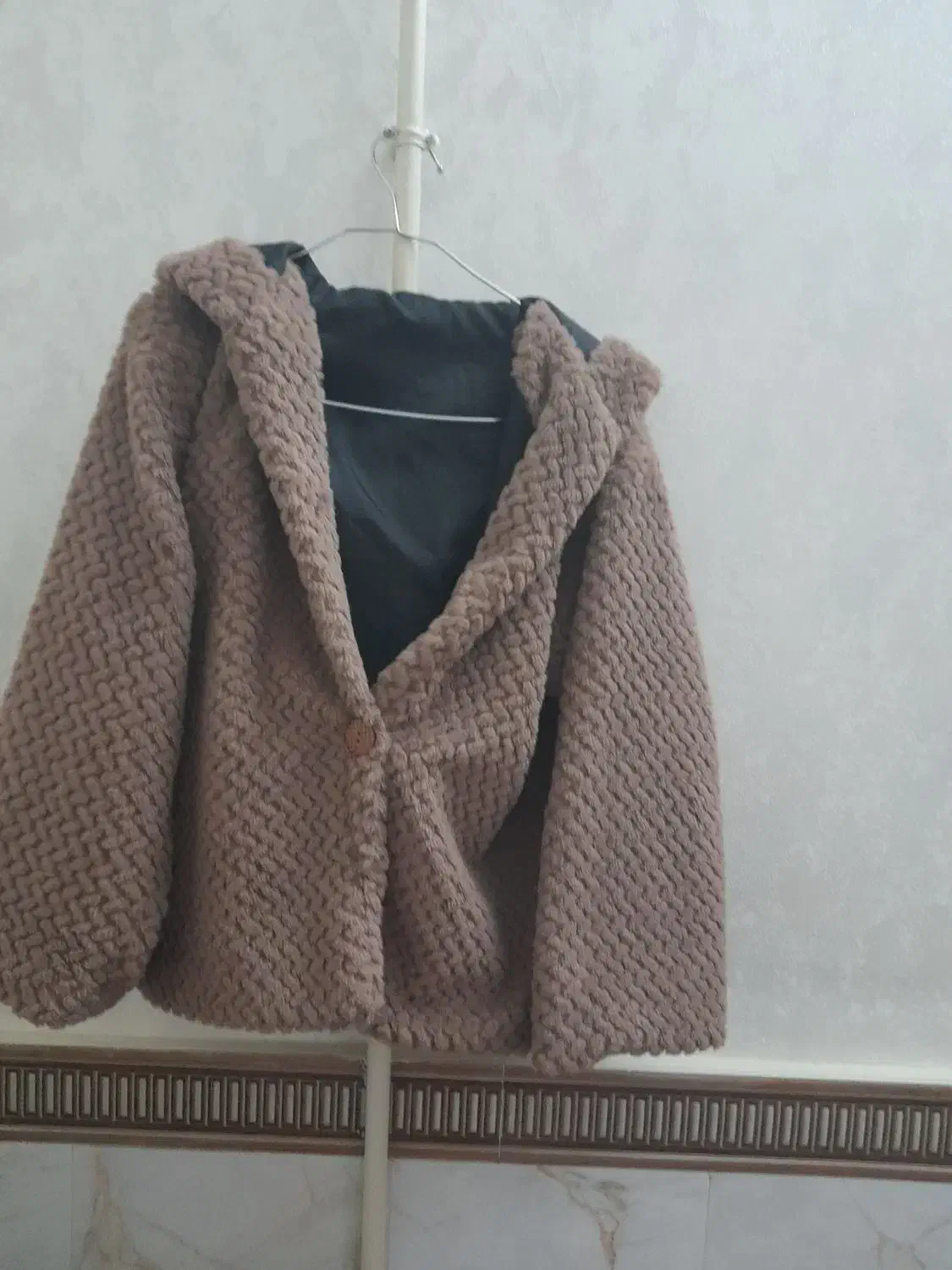 هودی در حد نو|لباس|ابهر, |دیوار