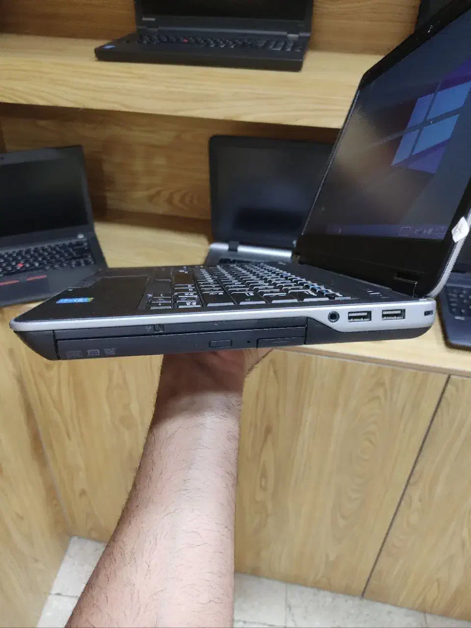 گرافیکدارDell e6440 i5 /رم۸/هارد۵۰۰/طراحی/بازی|رایانه همراه|تهران, استخر|دیوار