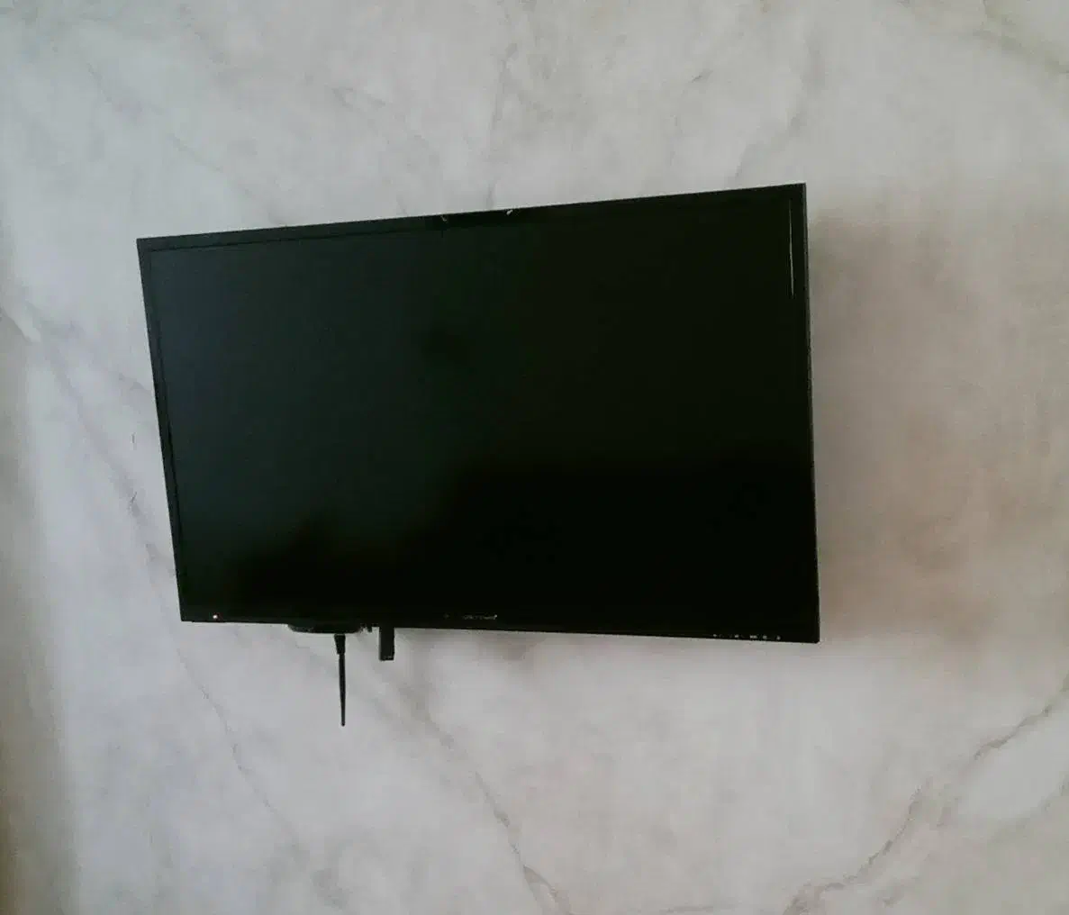 بدون تعمیر وکاملا سالم کم کارکرد|تلویزیون و پروژکتور|خرمدره, |دیوار