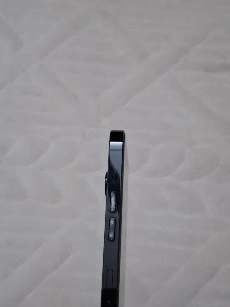 iphone 14pro|موبایل|قشم, |دیوار