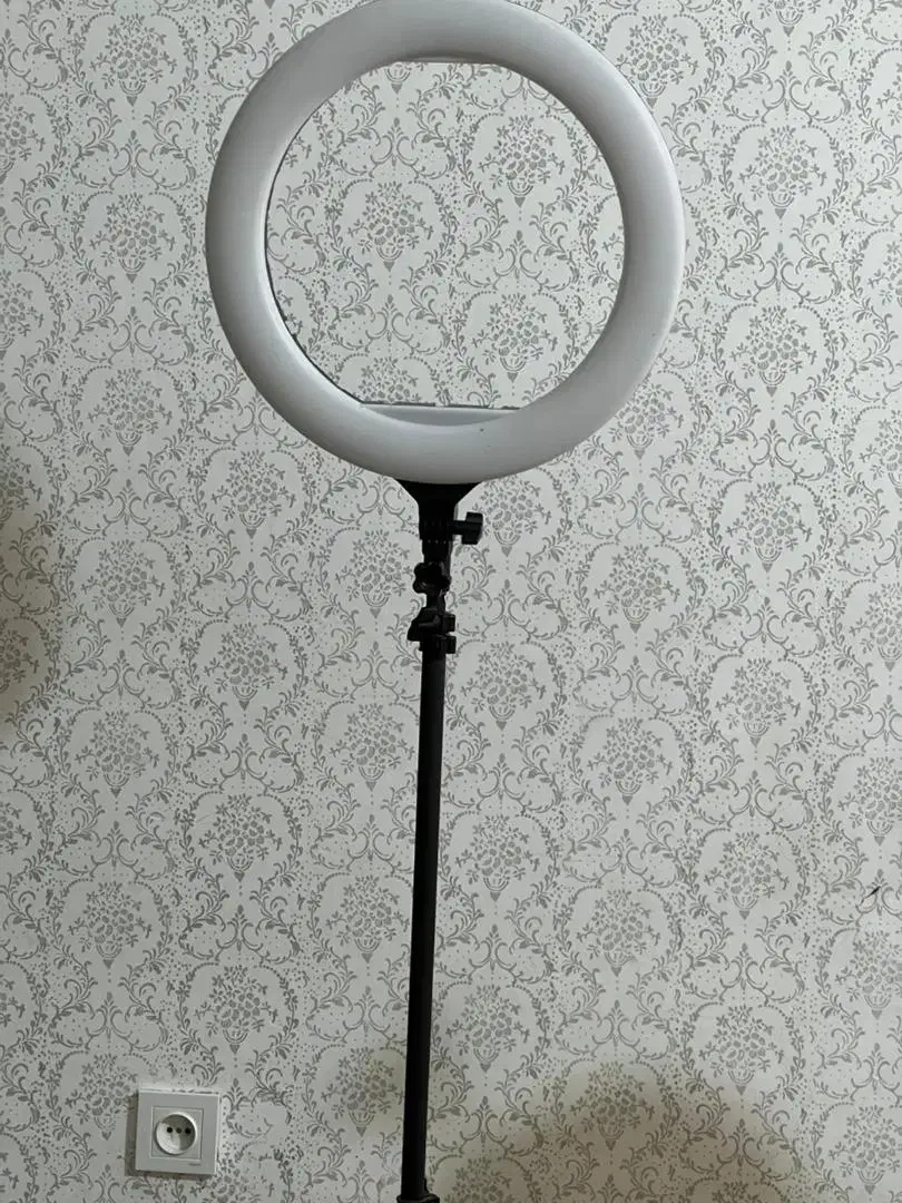 رینگ لایت نورثابت|دوربین عکاسی و فیلم‌برداری|سنندج, |دیوار