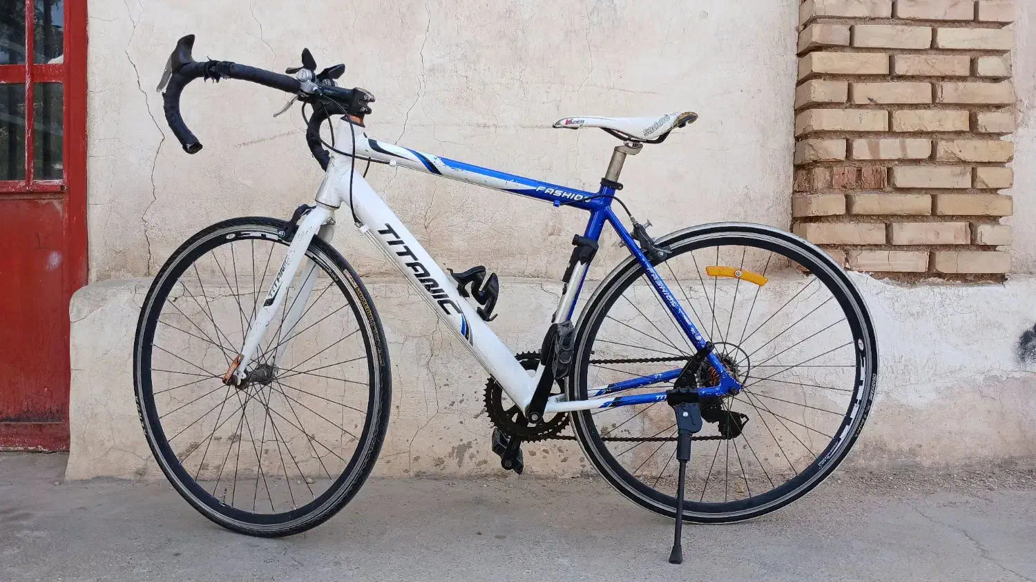 دوچرخه کورسی.تمیز و سالم آلمینیوم|دوچرخه، اسکیت، اسکوتر|بیرجند, |دیوار