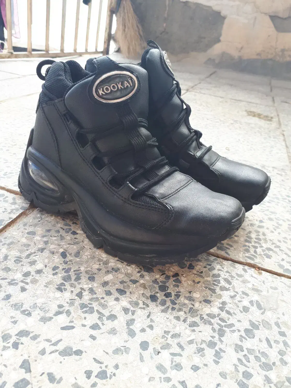 کفش|کیف، کفش، کمربند|مریوان, |دیوار