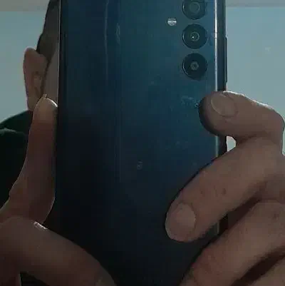 M13|موبایل|شاهین‌شهر, فردوسی|دیوار