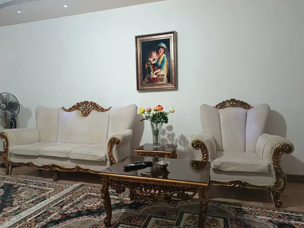 مبل|مبلمان خانگی و میز عسلی|تولم شهر, |دیوار