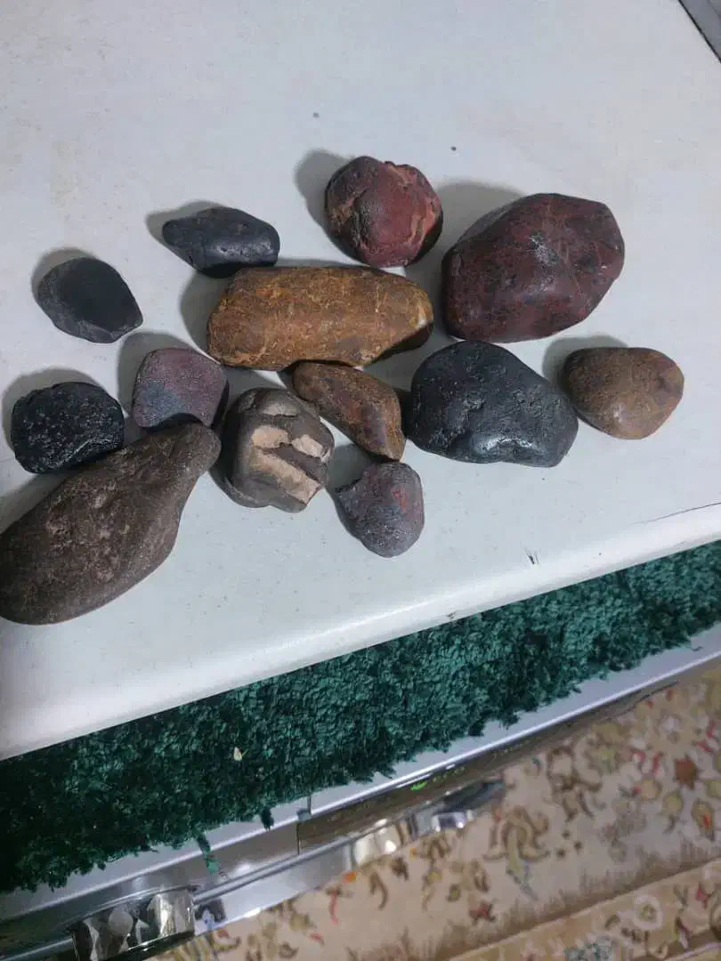 شهاب سنگ|کلکسیون اشیاء عتیقه|قم, نوبهار|دیوار