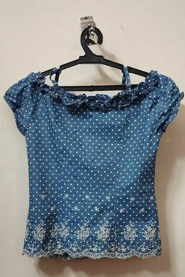 شومیز و دامن لی کاغذی سوزن دوزی شده مرواریدی|لباس|شیراز, کوزه گری|دیوار