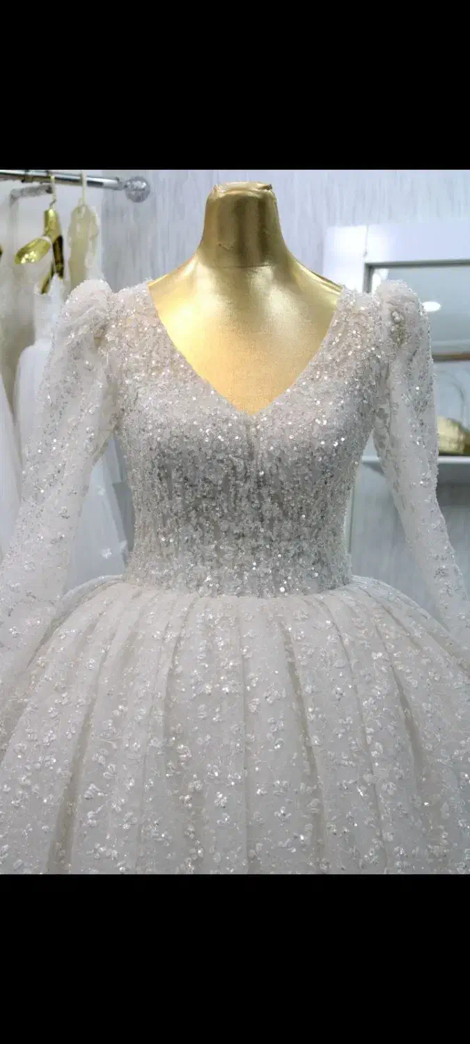 لباس عروس|لباس|بابل, |دیوار