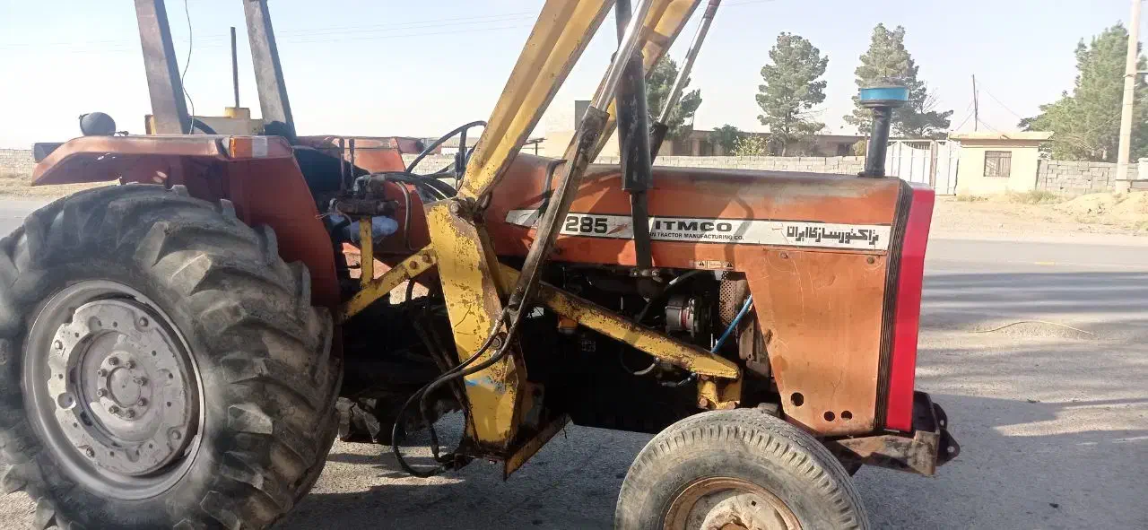 تراکتور 285 مدل 82|خودرو سنگین|برخوار, |دیوار